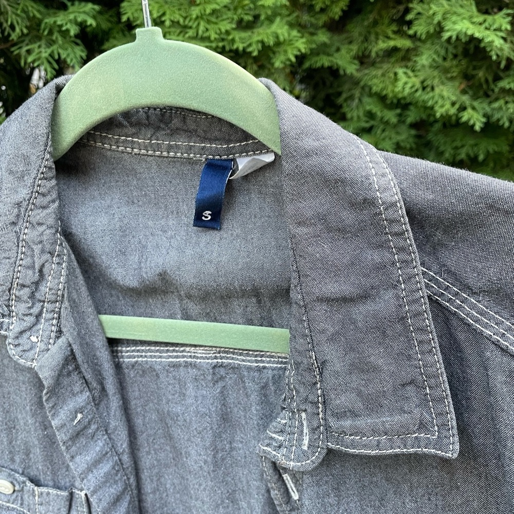 Grey button down - Picture 2 of 3